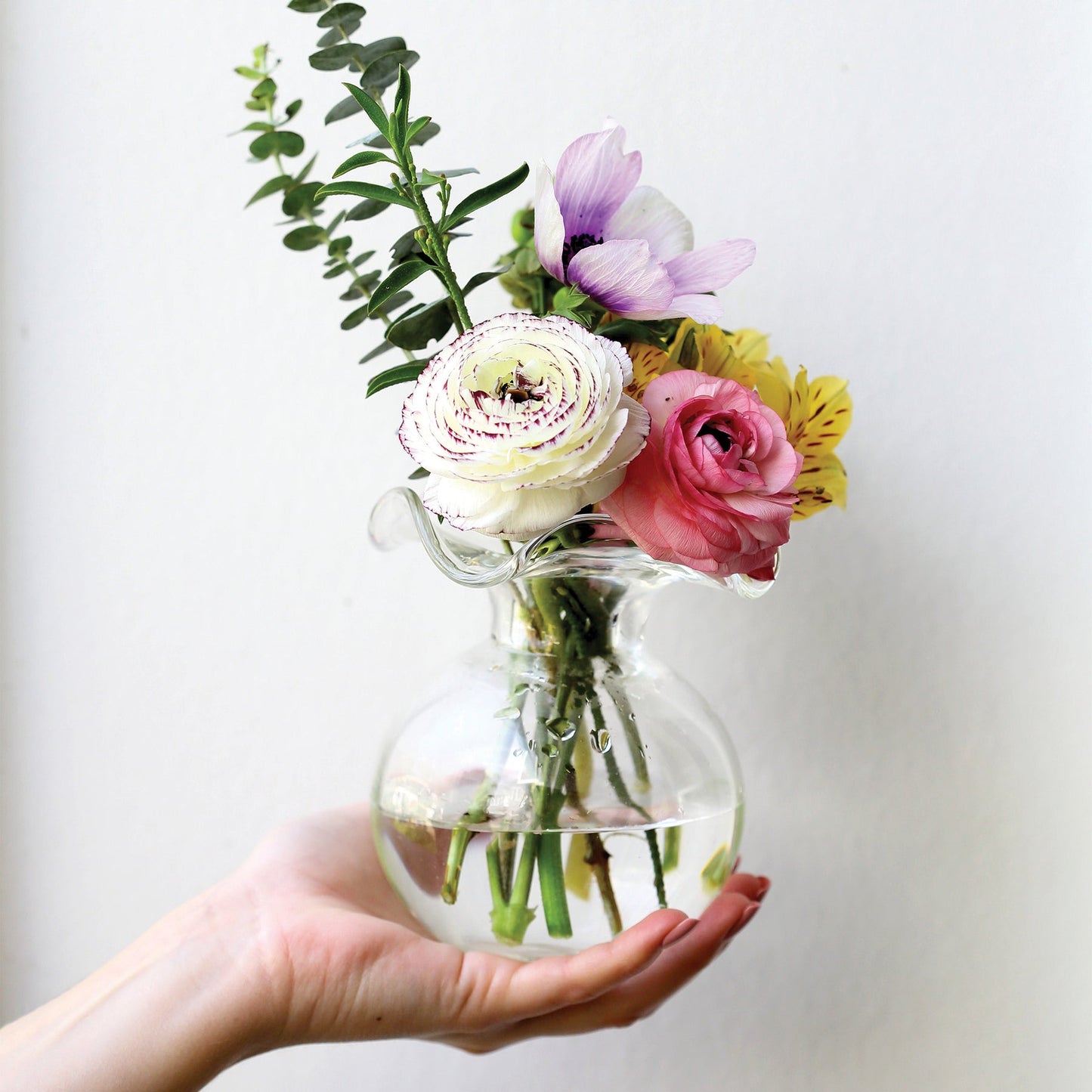 Vietri Hibiscus Glass Bud Vase