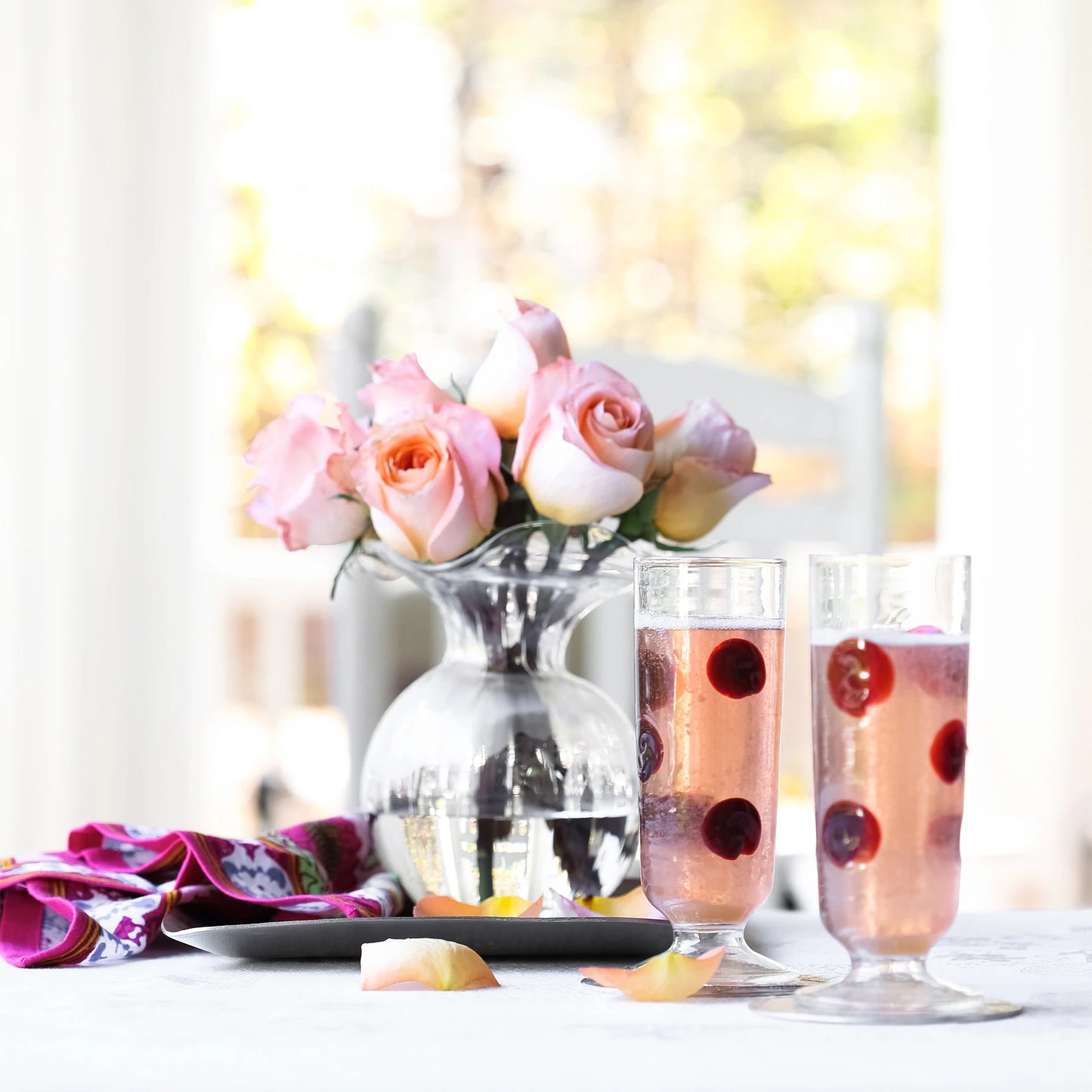 Vietri Hibiscus Glass Small Fluted Vase, Clear