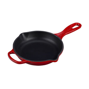 
            
                Load image into Gallery viewer, Le Creuset Signature Skillet - 6.5&amp;quot;
            
        