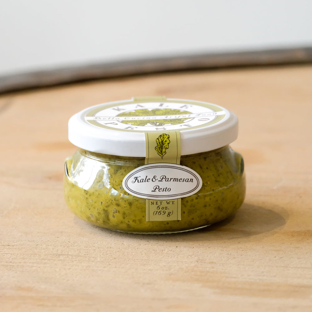
            
                Load image into Gallery viewer, Bella Cucina Kale &amp;amp; Parmesan Pesto
            
        