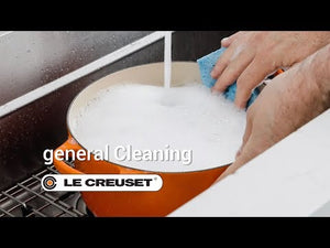 
            
                Load and play video in Gallery viewer, Le Creuset Signature Round Dutch Oven
            
        