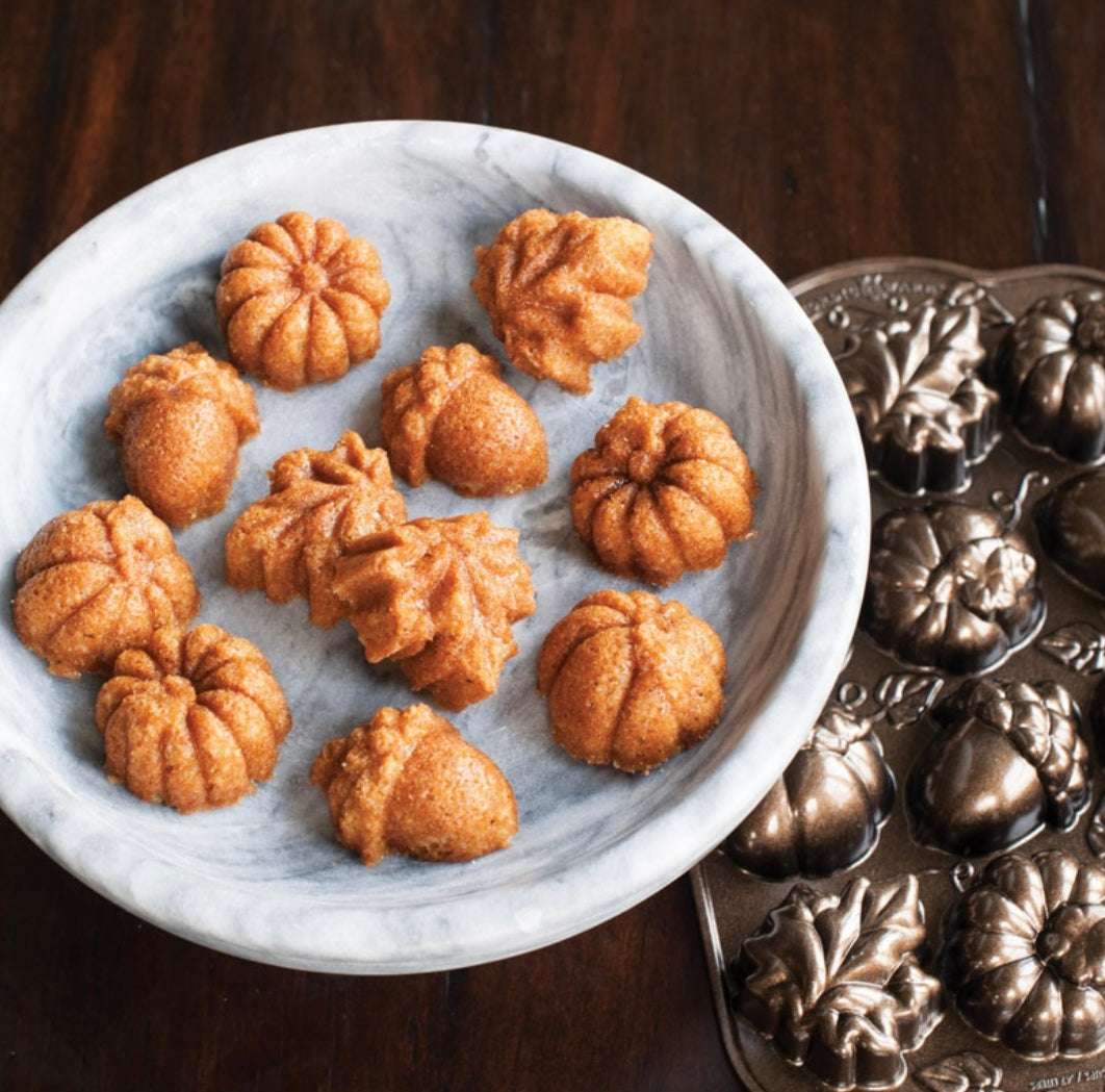 Nordicware Autumn Delights Cakelet Pan
